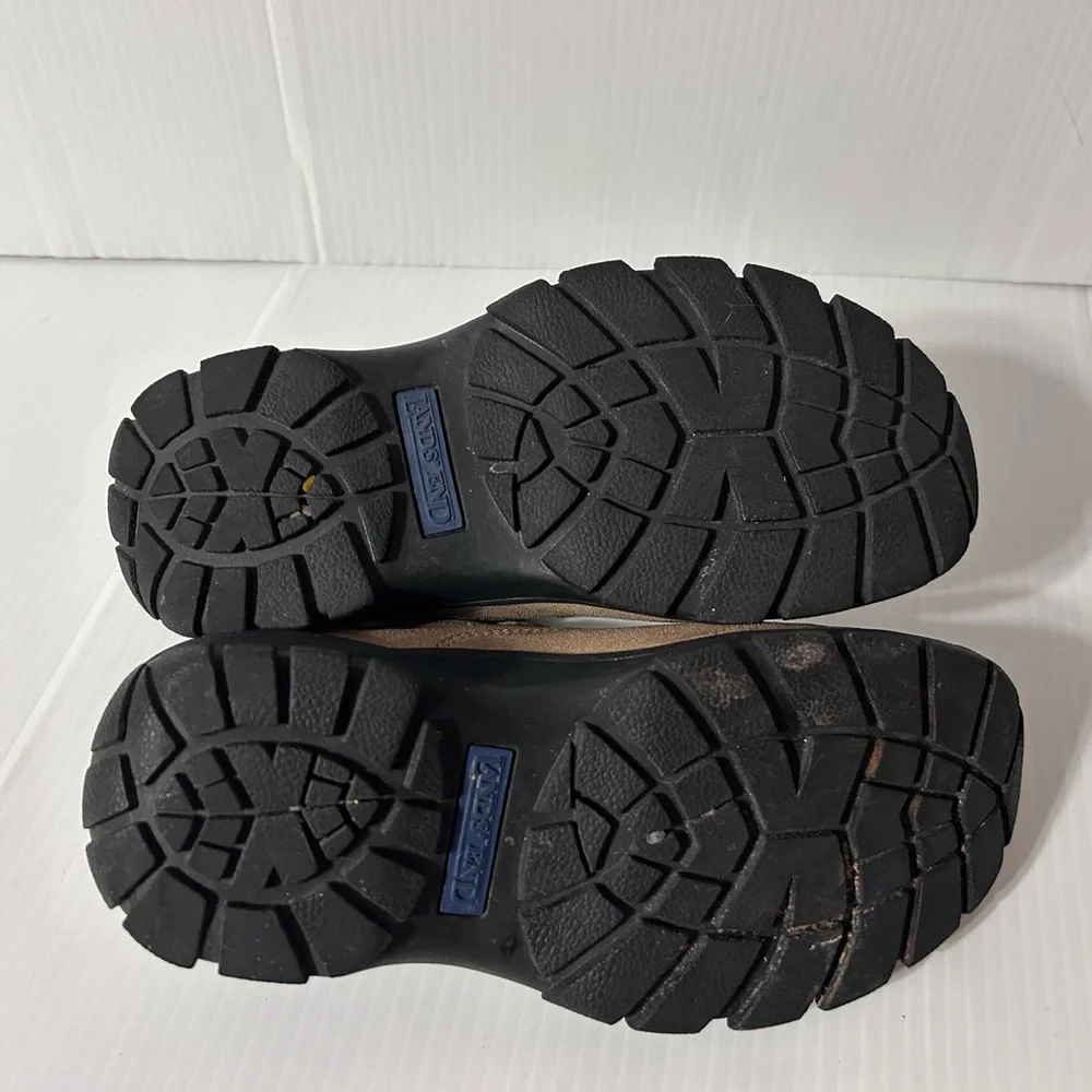 Lands’ End brown suede slip on moc shoe kids boys size 5 M
